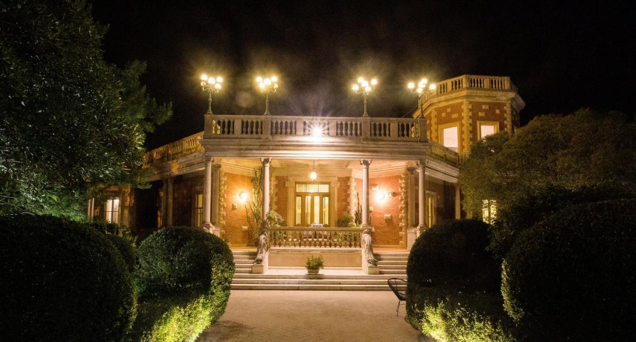Villa Rosa Resort Конверсано Екстериор снимка